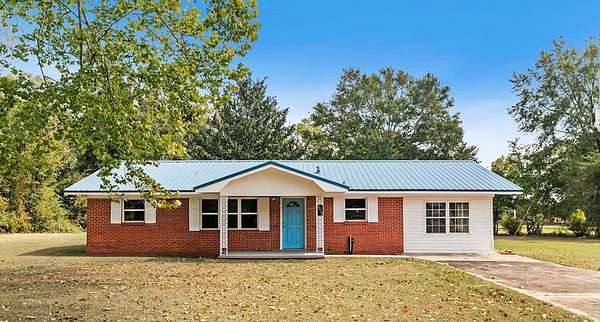 9.37 Acres of Land with Home for Sale in Dothan, Alabama
