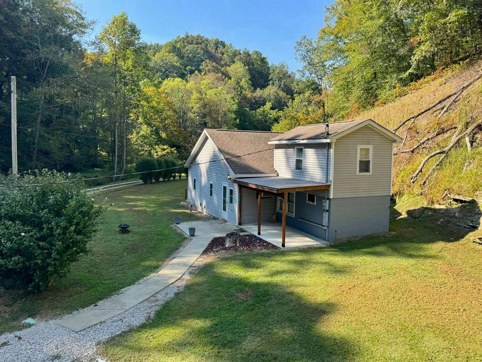 15 Acres of Land with Home for Sale in Looneyville, West Virginia