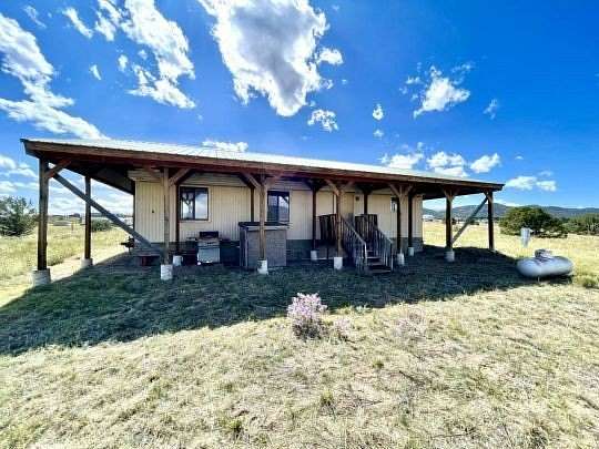 2.59 Acres of Residential Land with Home for Sale in Cotopaxi, Colorado