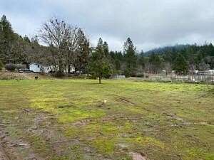 5 Acres of Residential Land with Home for Sale in Cave Junction, Oregon