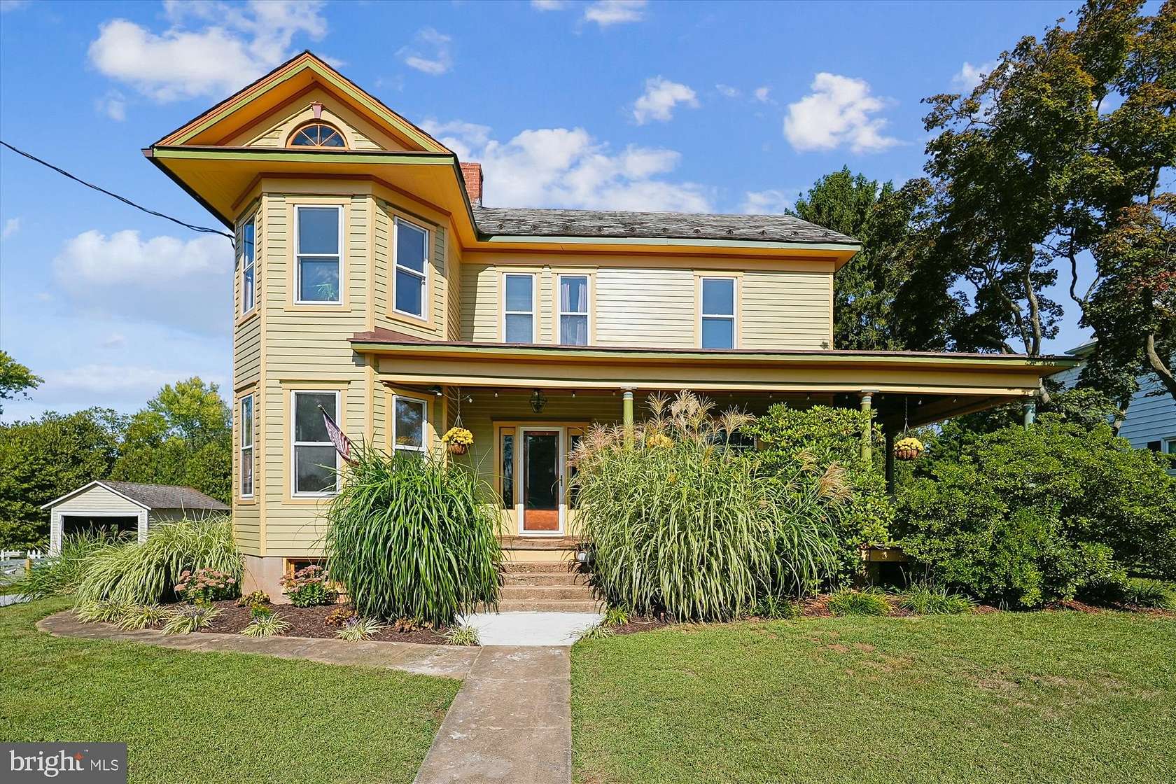 2.5 Acres of Land with Home for Sale in Lovettsville, Virginia