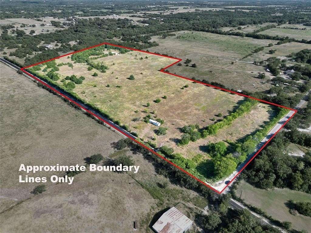 30 Acres of Agricultural Land for Sale in Whitewright, Texas