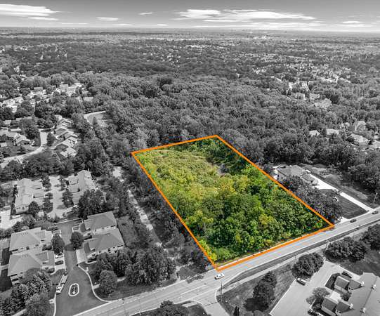 3 Acres of Residential Land for Sale in West Bloomfield, Michigan