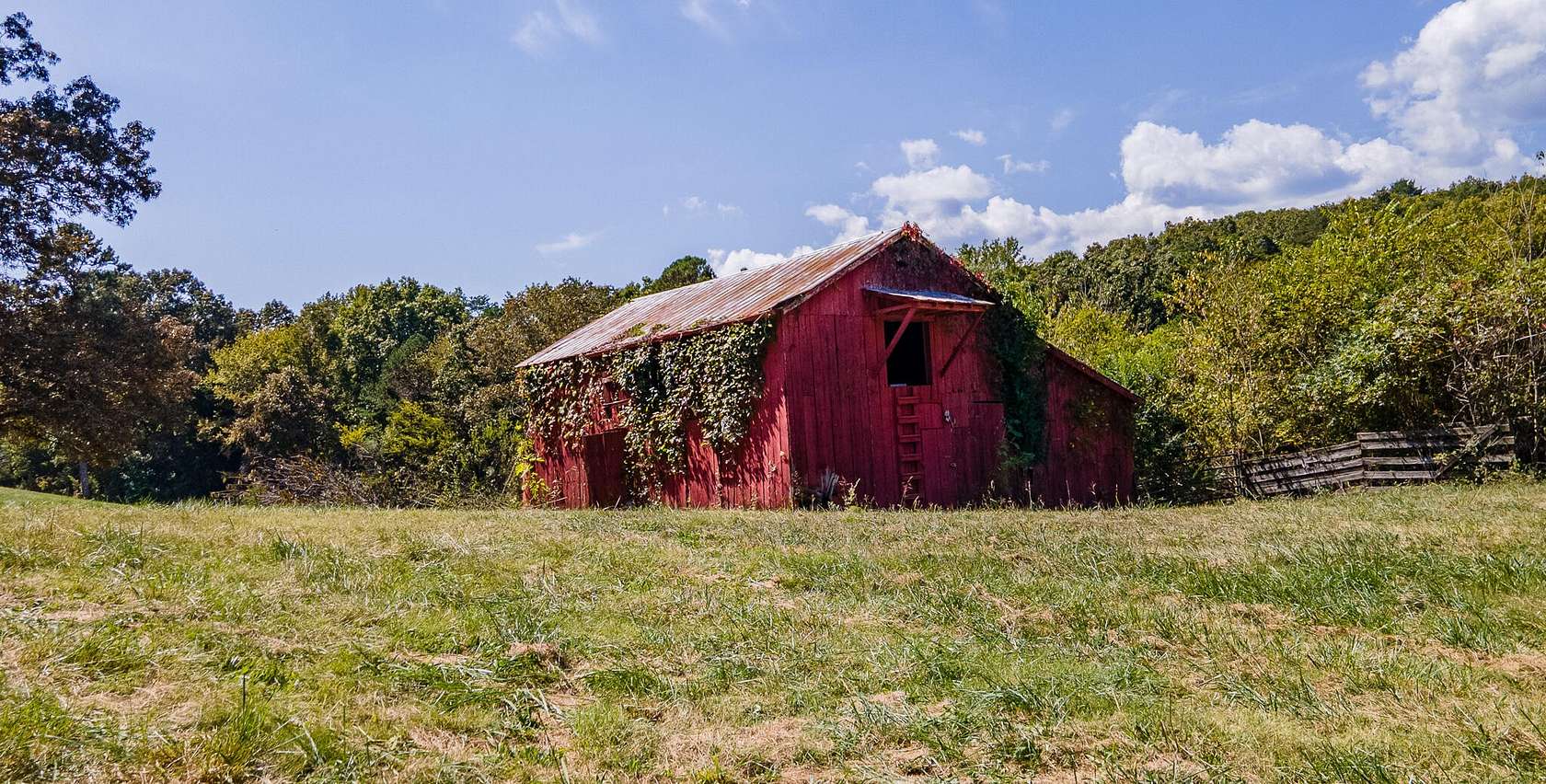 19.9 Acres of Land with Home for Sale in Dunlap, Tennessee