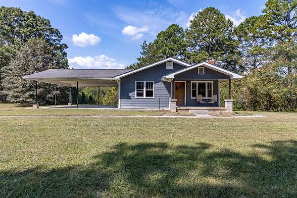 19.9 Acres of Land with Home for Sale in Dunlap, Tennessee