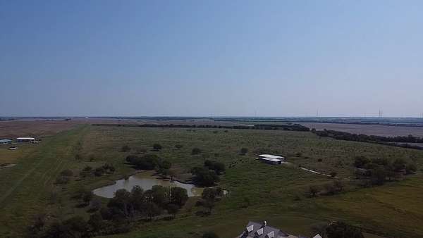102 Acres of Agricultural Land for Sale in Mount Calm, Texas