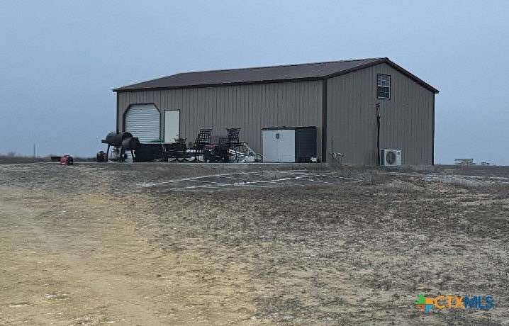 25 Acres of Land for Sale in Lometa, Texas