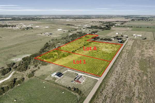 11.7 Acres of Land for Sale in Waxahachie, Texas