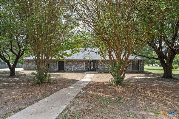 1.54 Acres of Land with Home for Sale in Waco, Texas