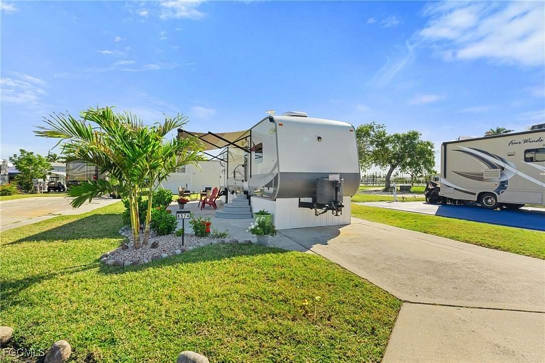 0.04 Acres of Land for Sale in Fort Myers, Florida