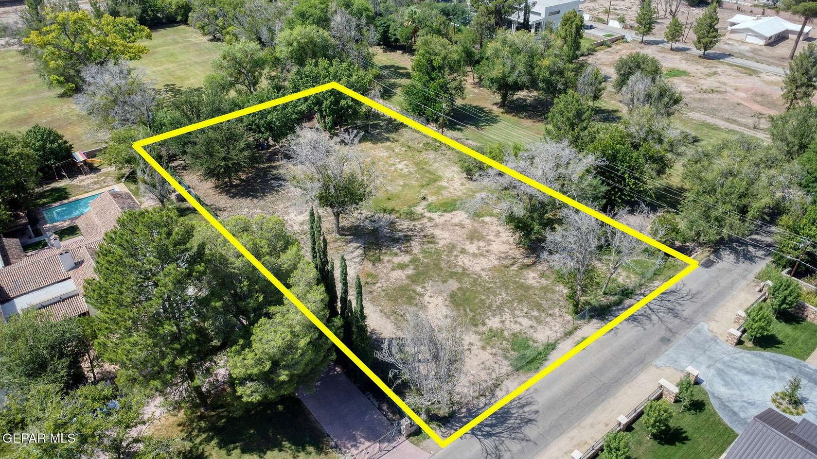 0.85 Acres of Residential Land for Sale in El Paso, Texas