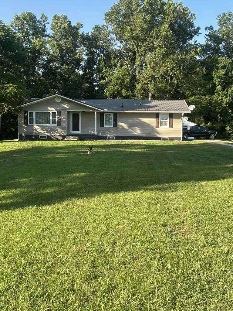 1.72 Acres of Residential Land with Home for Sale in Adams, Kentucky