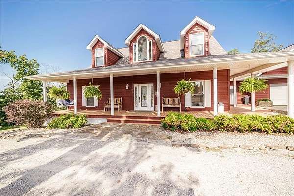 23.8 Acres of Land with Home for Sale in Eureka Springs, Arkansas