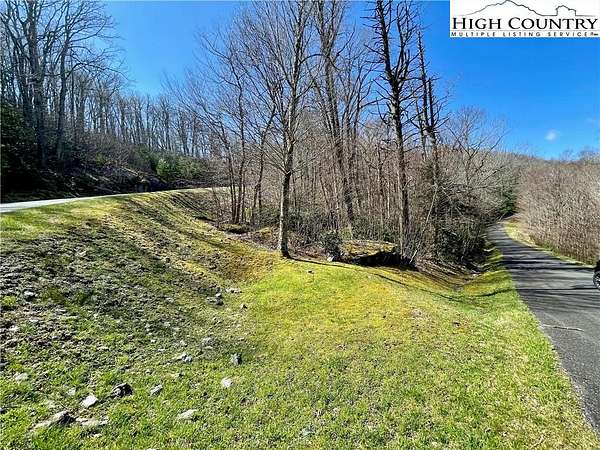 1.23 Acres of Residential Land for Sale in Blowing Rock, North Carolina