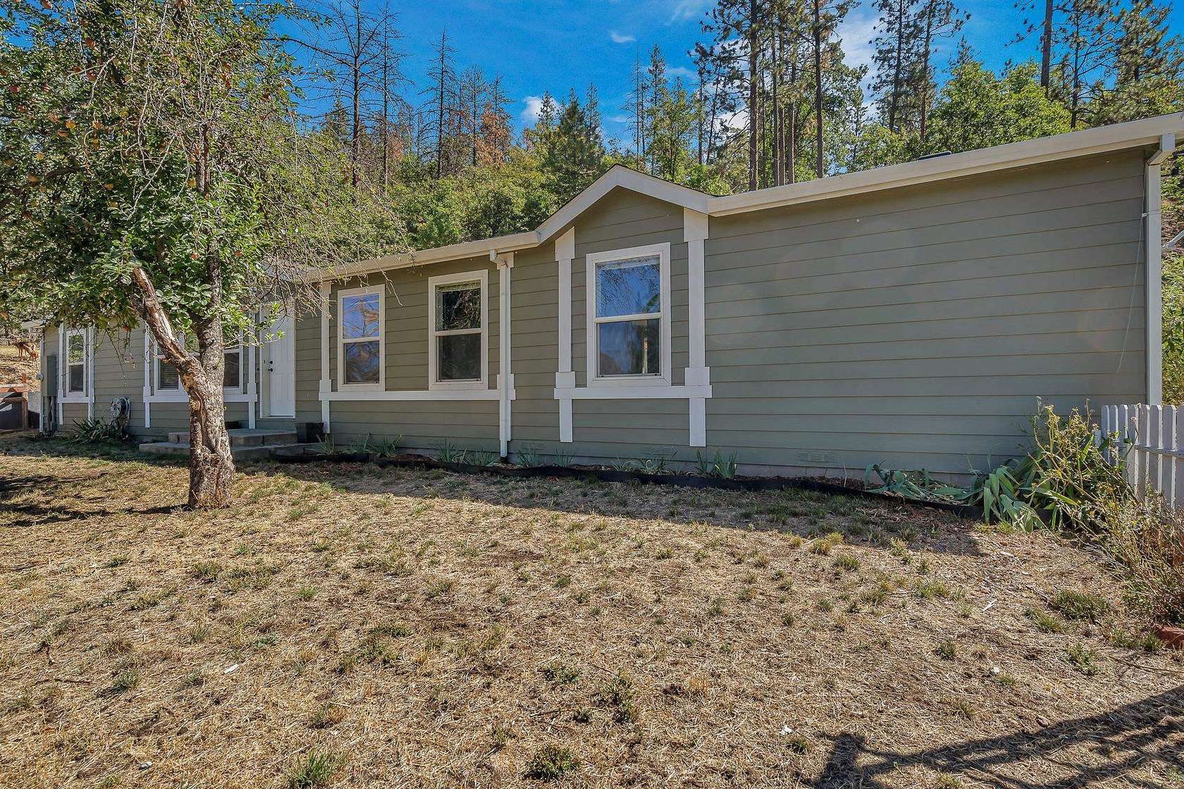 2.5 Acres of Residential Land with Home for Sale in Fort Jones, California