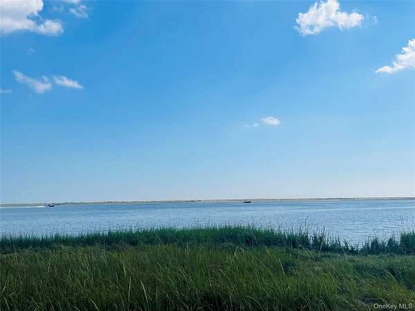 0.19 Acres of Residential Land for Sale in Mastic Beach, New York