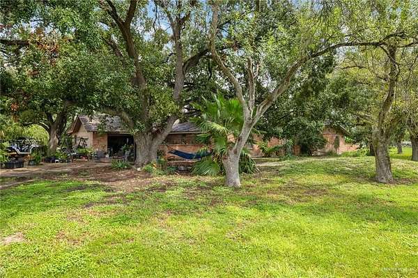 2.33 Acres of Improved Mixed-Use Land for Sale in Edinburg, Texas