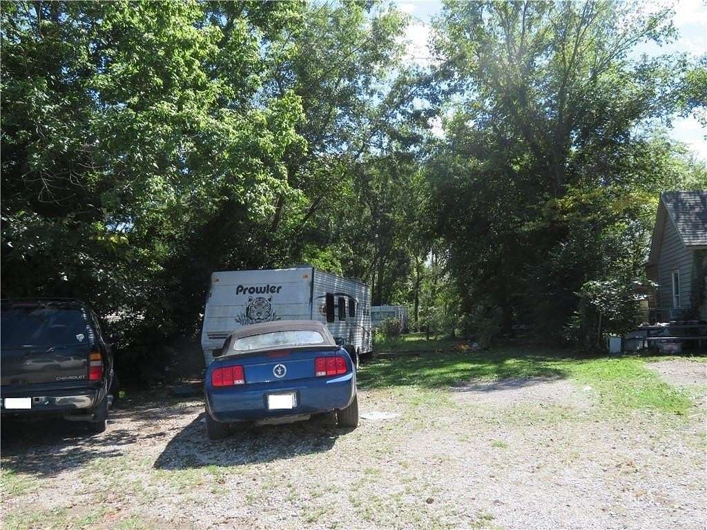 0.16 Acres of Residential Land for Sale in Osawatomie, Kansas