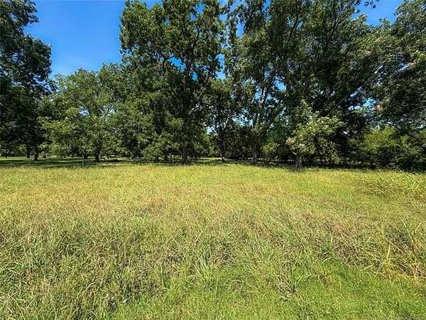 10 Acres of Residential Land for Sale in Tulsa, Oklahoma