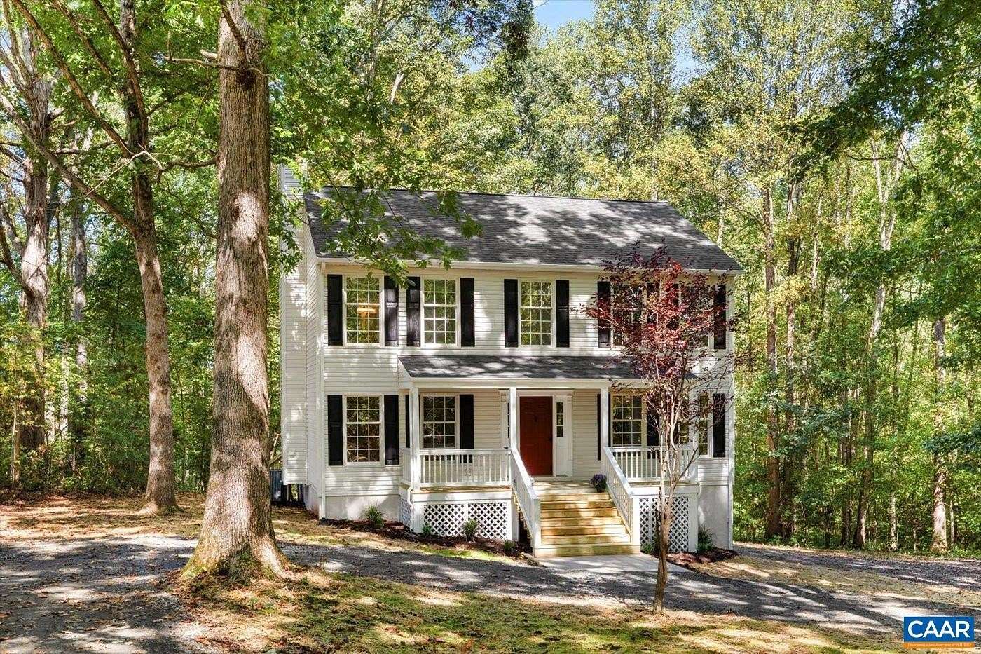 3.52 Acres of Residential Land with Home for Sale in Louisa, Virginia