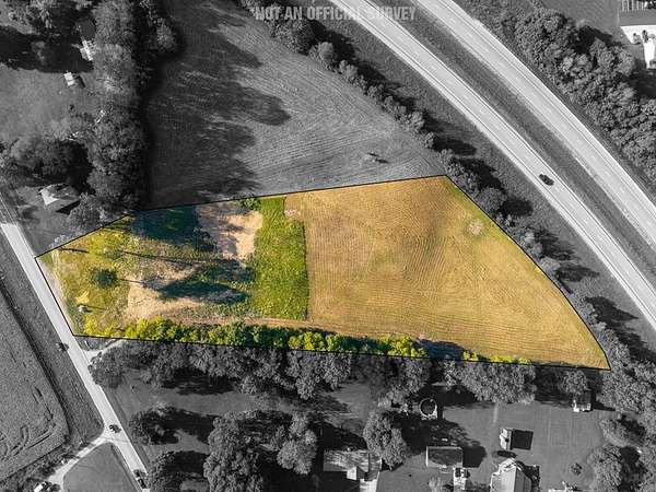 5 Acres of Residential Land for Sale in Sparta, Tennessee