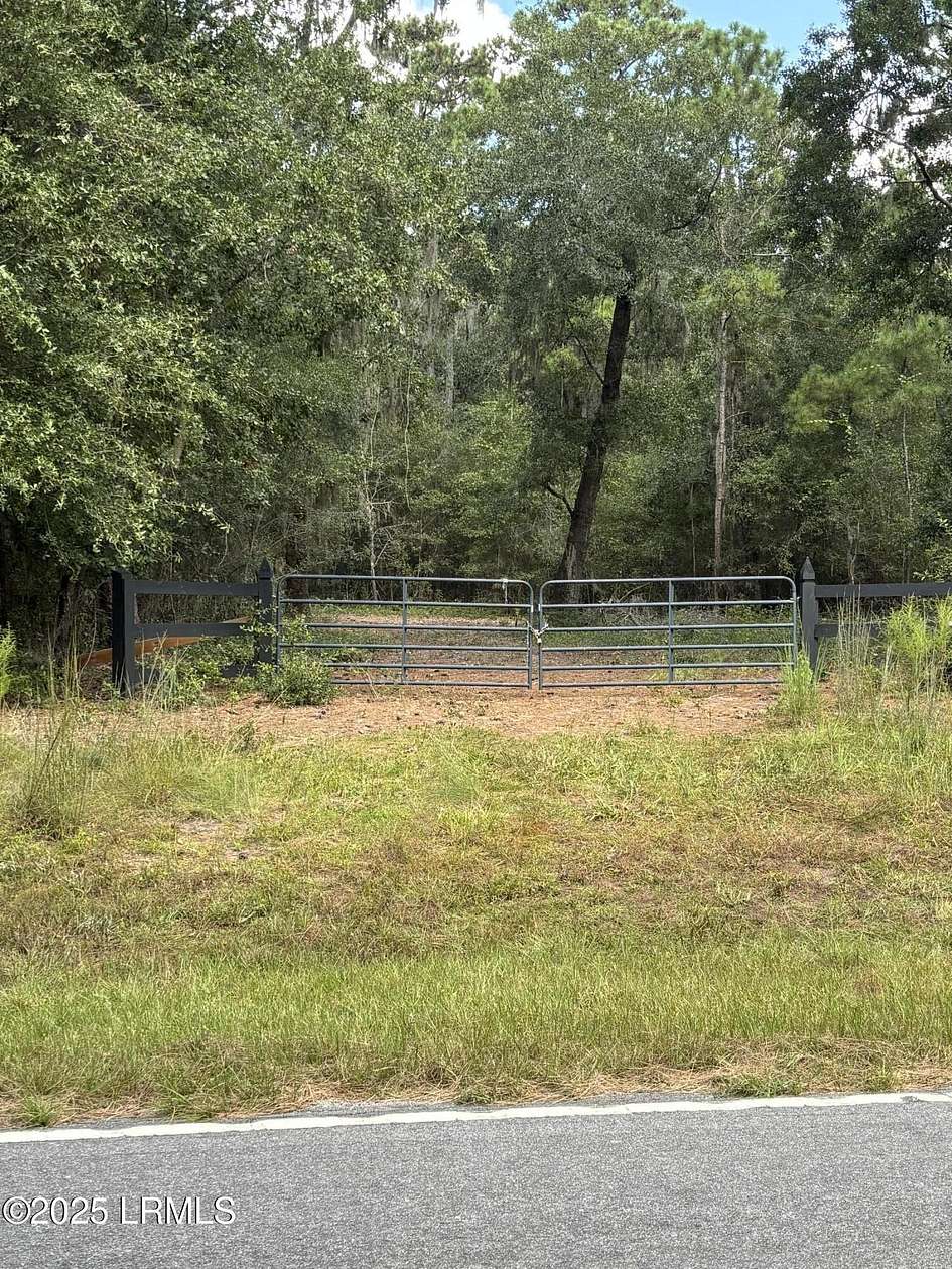 5 Acres of Residential Land for Sale in Saint Helena Island, South Carolina