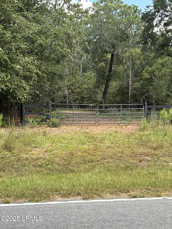 5 Acres of Residential Land for Sale in Saint Helena Island, South Carolina
