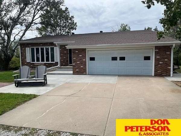 4.62 Acres of Residential Land with Home for Sale in Lincoln, Nebraska