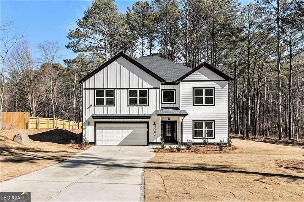 1.63 Acres of Land with Home for Sale in Oxford, Georgia