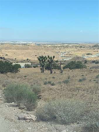 18.3 Acres of Land for Sale in Palmdale, California