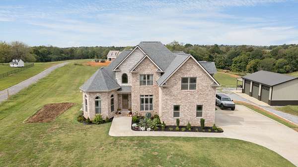 1.79 Acres of Residential Land with Home for Sale in Clarksville, Tennessee