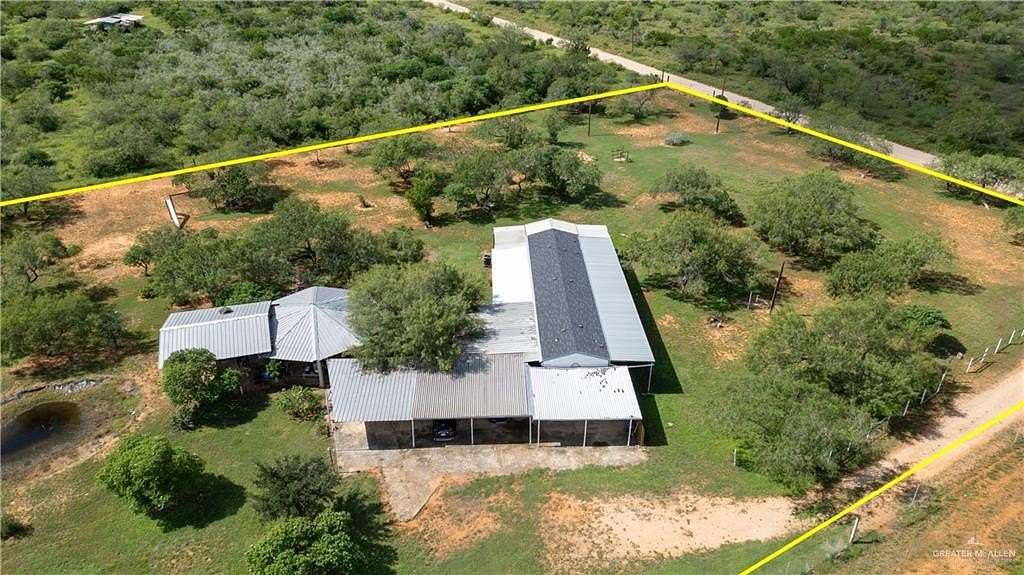 12 Acres of Recreational Land with Home for Sale in Delmita, Texas