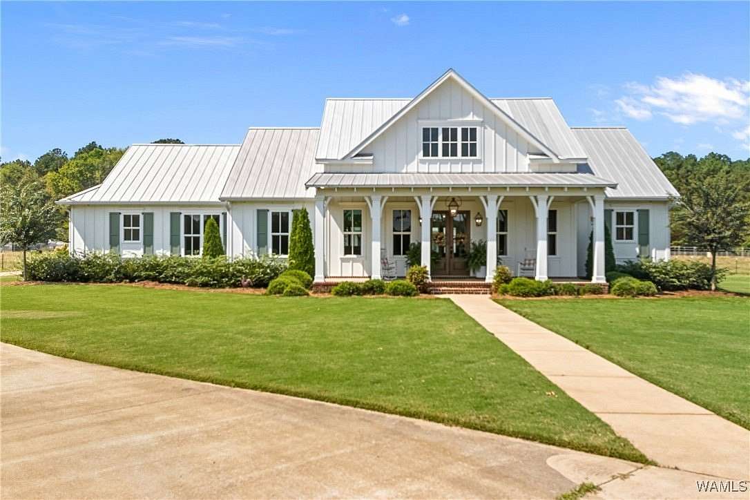 20 Acres of Agricultural Land with Home for Sale in Tuscaloosa, Alabama