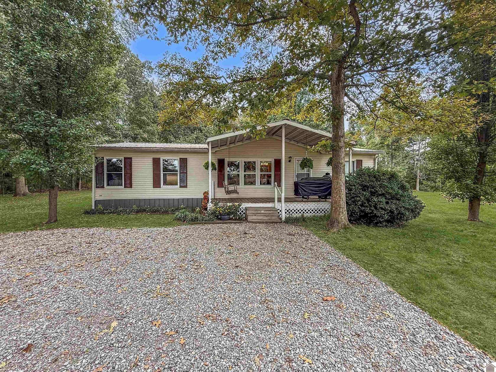 2.5 Acres of Residential Land with Home for Sale in Murray, Kentucky