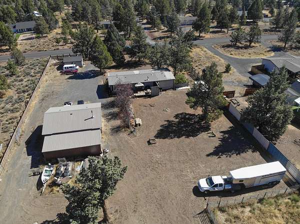 2.2 Acres of Residential Land with Home for Sale in Bend, Oregon