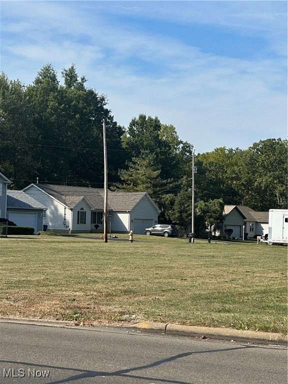 0.5 Acres of Land for Sale in Austintown, Ohio