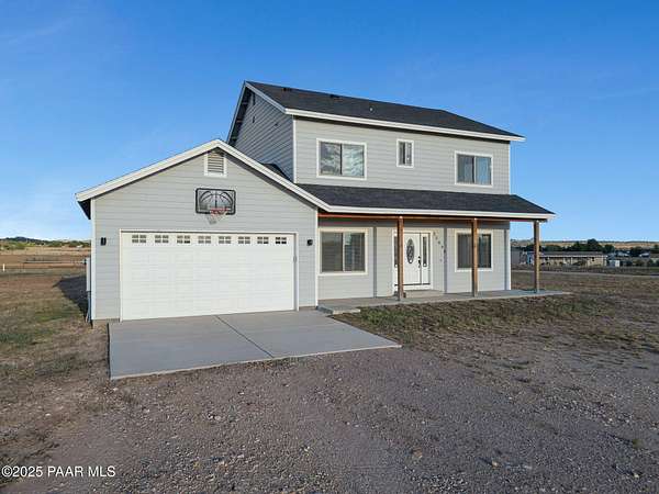 2.48 Acres of Residential Land with Home for Sale in Paulden, Arizona