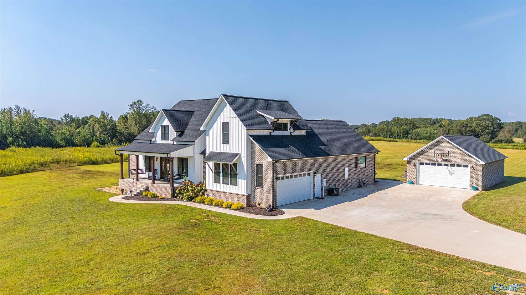 9.3 Acres of Land with Home for Sale in Anderson, Alabama