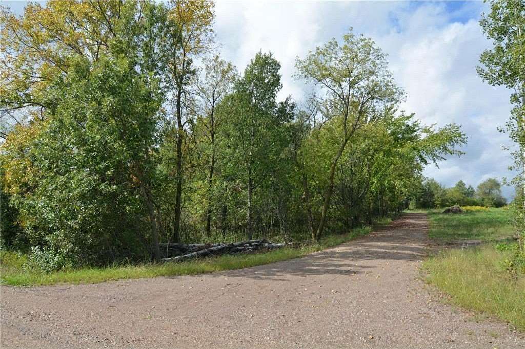 5.42 Acres of Residential Land for Sale in Milaca Township, Minnesota