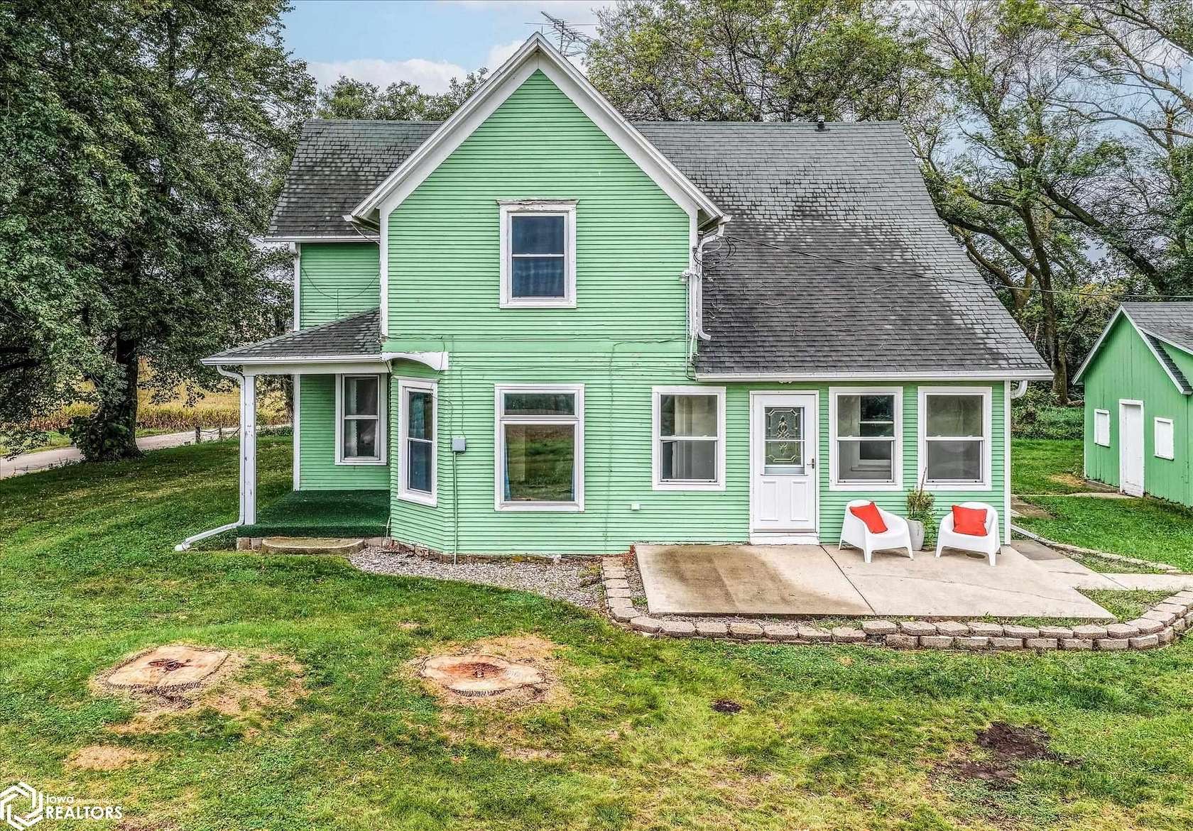 4.5 Acres of Residential Land with Home for Sale in Defiance, Iowa