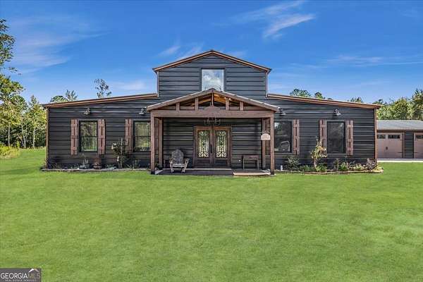 10.3 Acres of Land with Home for Sale in Newington, Georgia