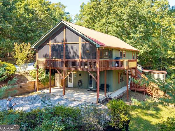 2.9 Acres of Residential Land with Home for Sale in Mineral Bluff, Georgia