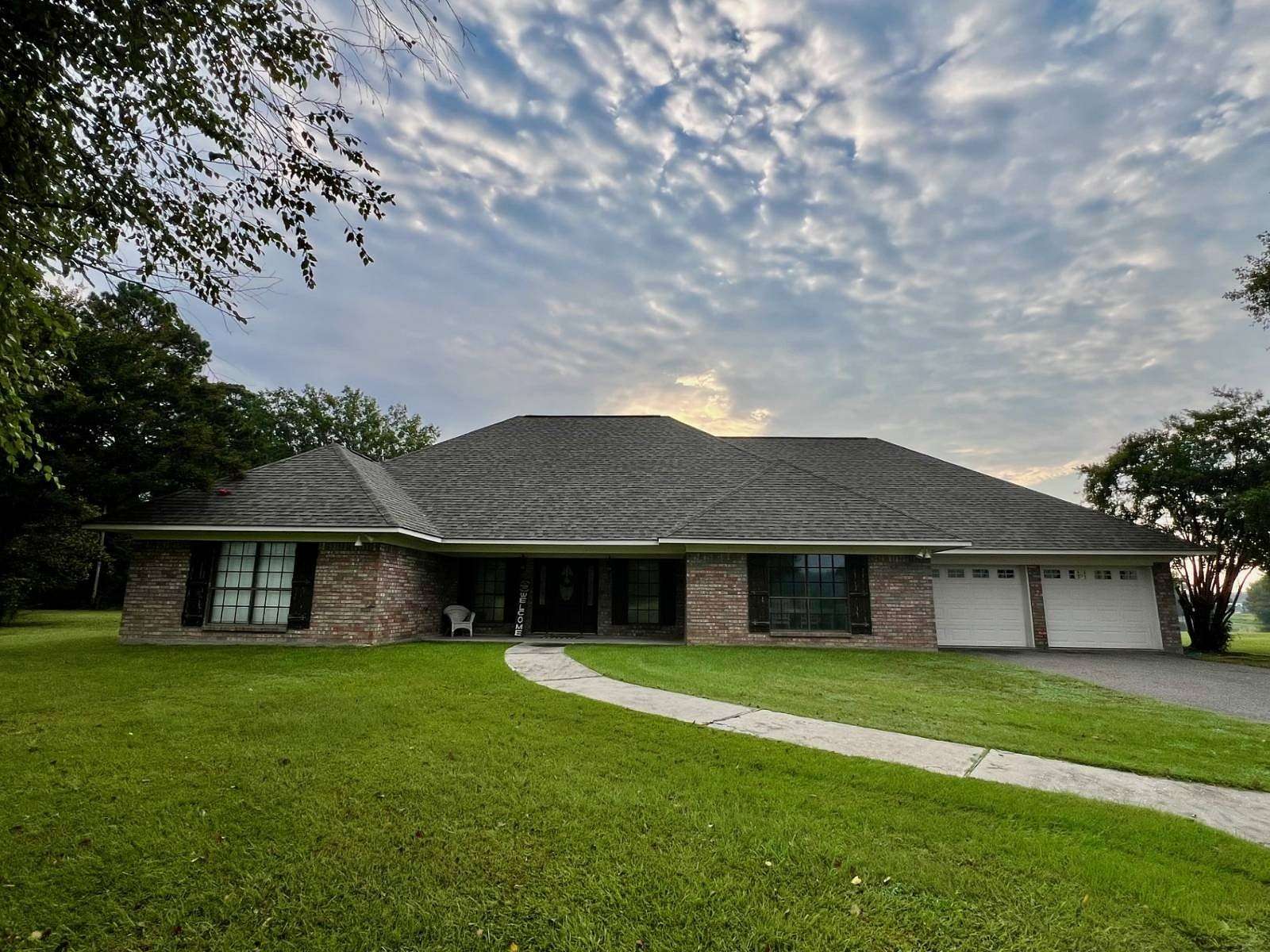 1.62 Acres of Residential Land with Home for Sale in Noble, Louisiana