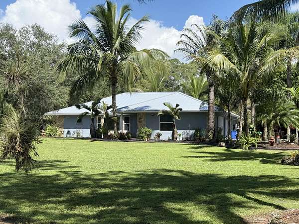2.5 Acres of Residential Land with Home for Sale in Jupiter, Florida