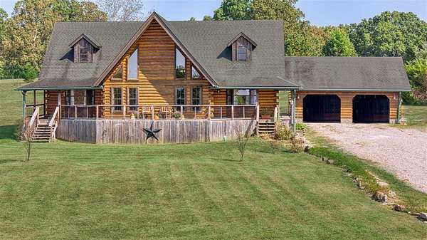 7.9 Acres of Land with Home for Sale in Russellville, Kentucky