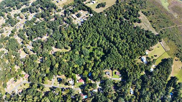 8 Acres of Land for Sale in Tallahassee, Florida
