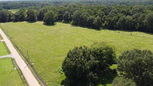 4 Acres of Residential Land for Sale in Whiteville, Louisiana