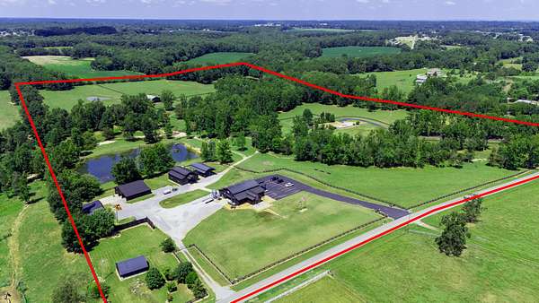 48.7 Acres of Land for Sale in Fayetteville, Tennessee