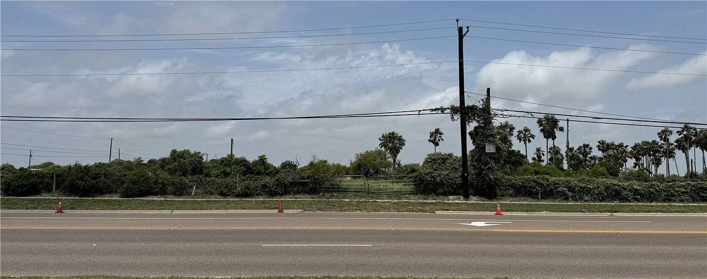 19.3 Acres of Mixed-Use Land for Sale in Corpus Christi, Texas
