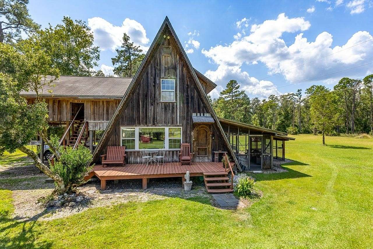 29.3 Acres of Land with Home for Sale in Lamont, Florida